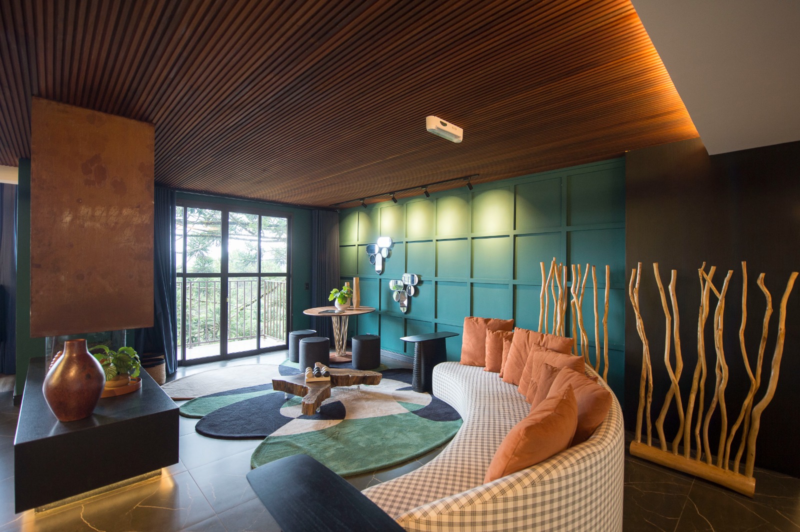 Pinot Hotel — Campos do Jordão · SP
